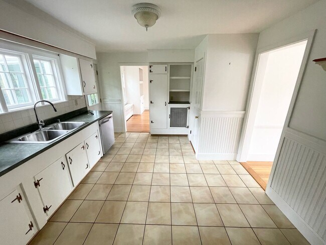 Foto del edificio - 2BR Home in Back Cove with two bonus offices