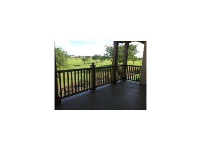 Building Photo - Executive Golf Course Home