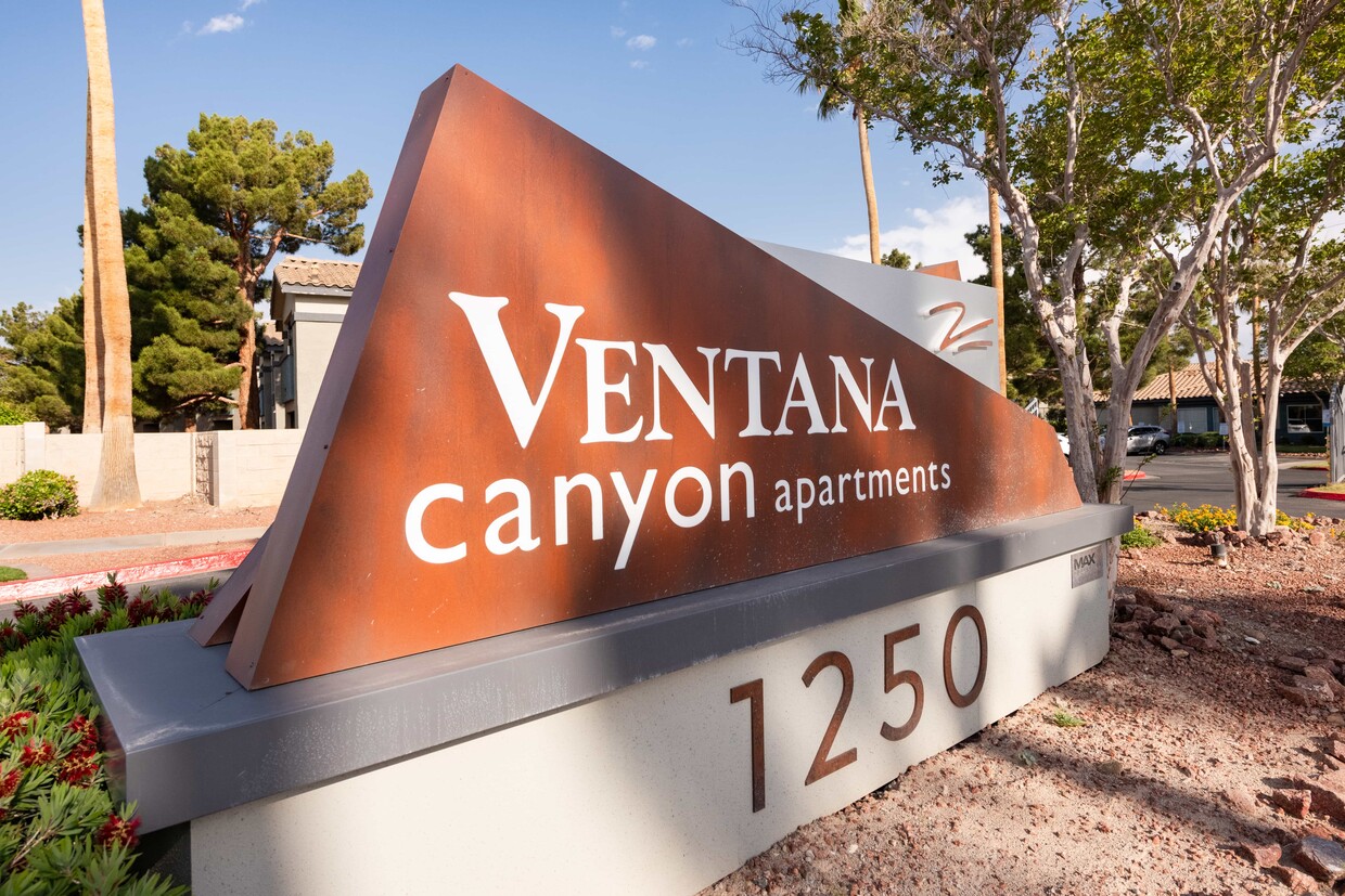 Foto principal - Ventana Canyon Apartments