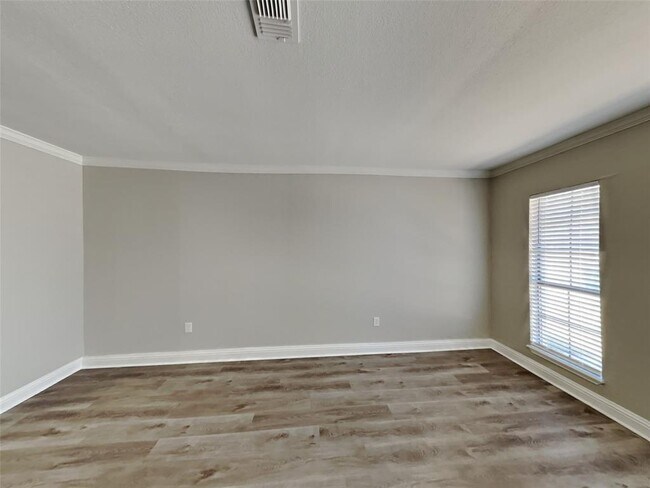 Foto del edificio - 5515 Rollins St