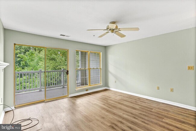 Building Photo - 3112 River Bend Ct