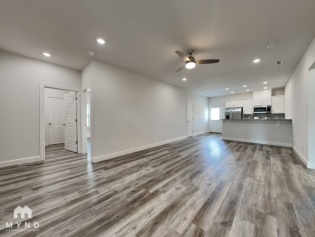 Building Photo - 1140 Sunshine Ct