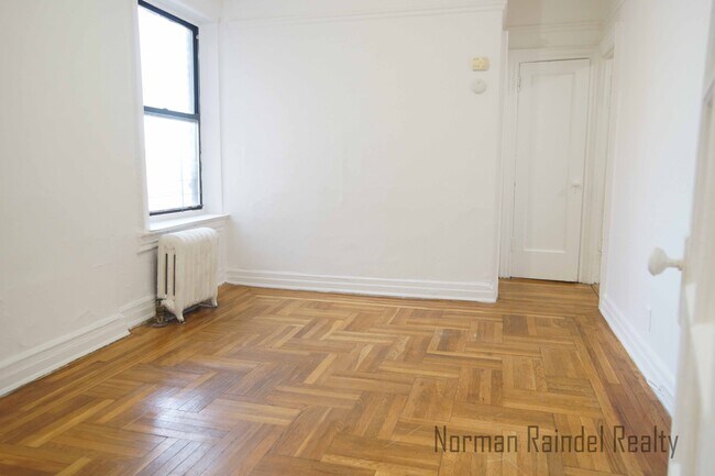 Foto del edificio - 1610 43rd St