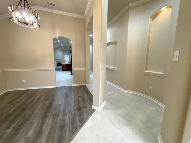 Building Photo - 16316 Dry Creek Blvd