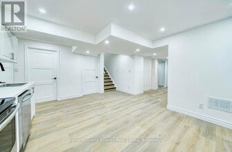 Building Photo - 163 William Fair Dr