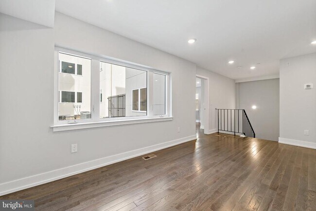 Foto del edificio - 1533 N 2nd St