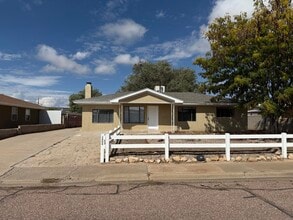 Building Photo - 1404 Chaco Ave