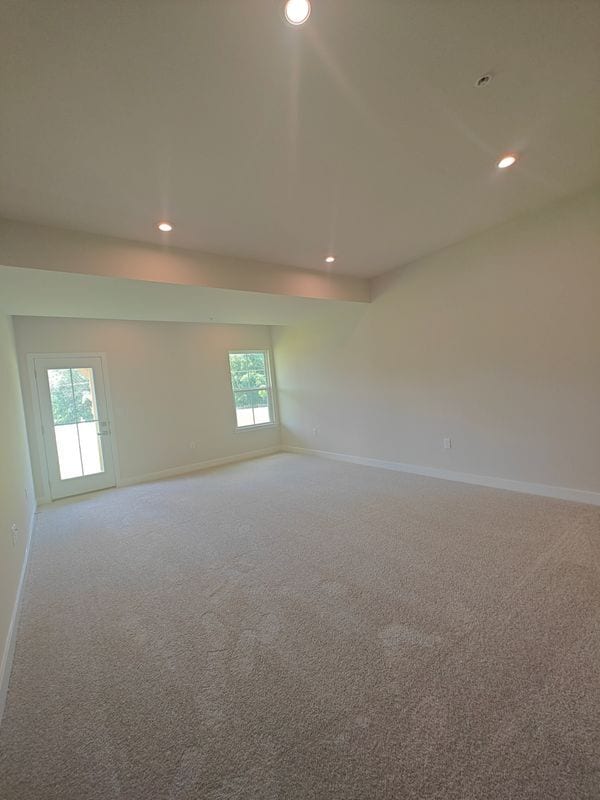 Building Photo - 109 S Durham Dr