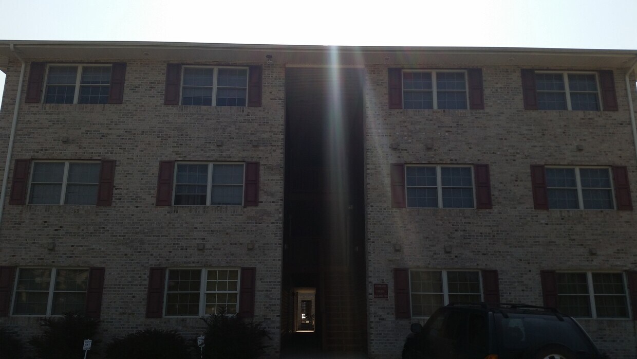 Primary Photo - 2 bed/2 bath condo near Medical Center - A...