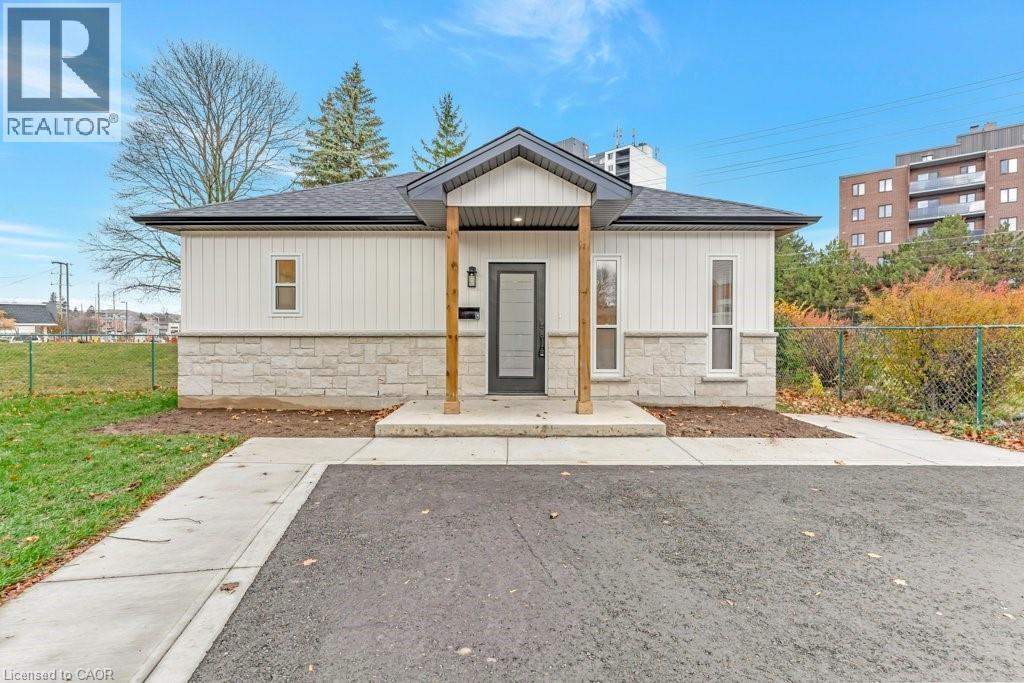 Primary Photo - 67 Kimberly Crescent