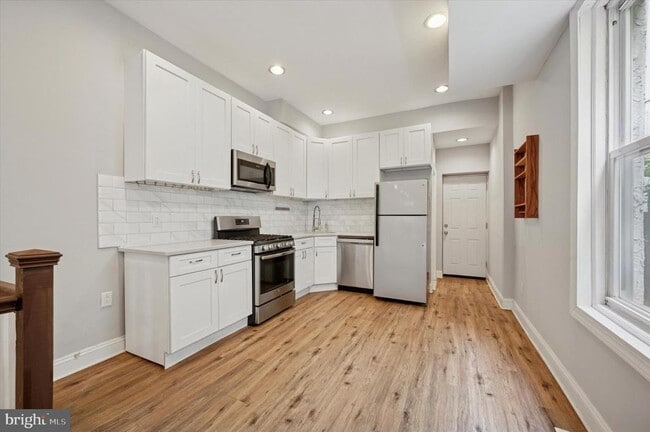 Foto del edificio - 5227 Knox St