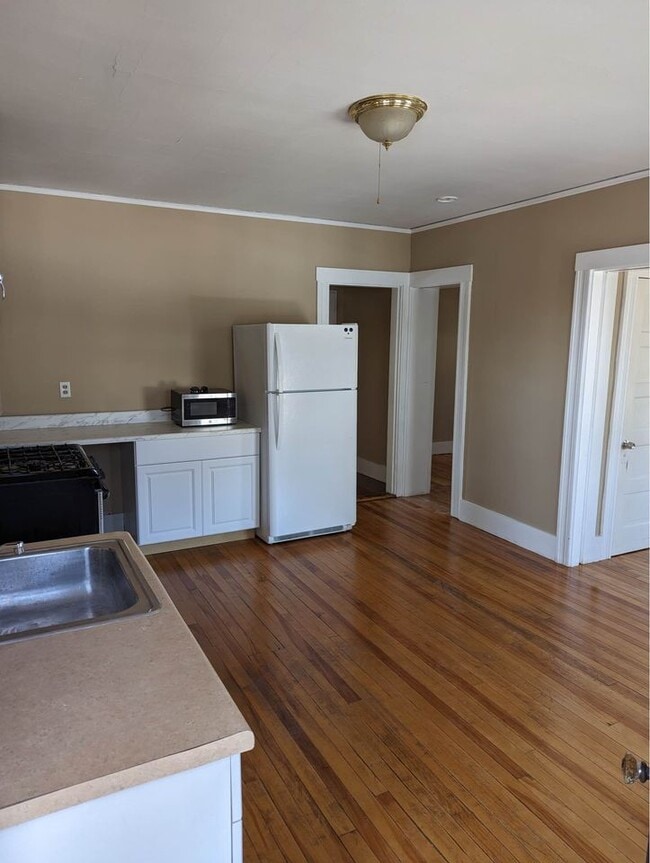 188 Merriam Ave Unit 188, Leominster, MA 01453 Condo for Rent in