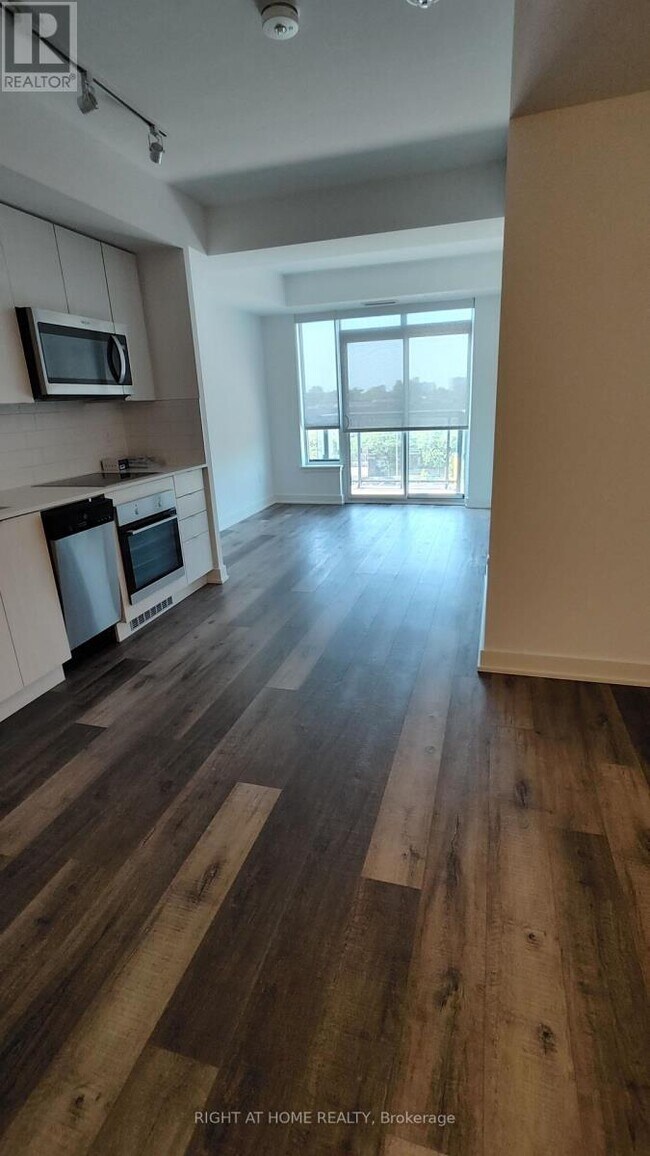 Photo du bâtiment - 630 Greenwood Ave