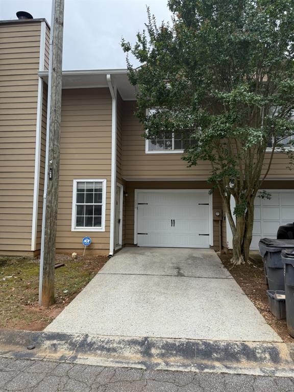 Foto principal - 1024 Wiltshire Way NW