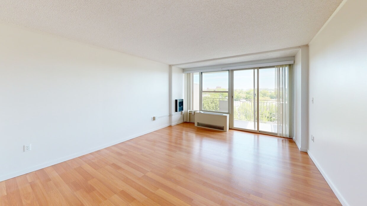 Photo - Harvard Towers Apartments