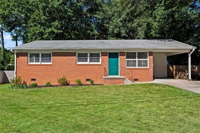 Building Photo - 2560 Walton Way SW
