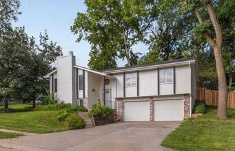 Building Photo - 12750 Forestdale Dr