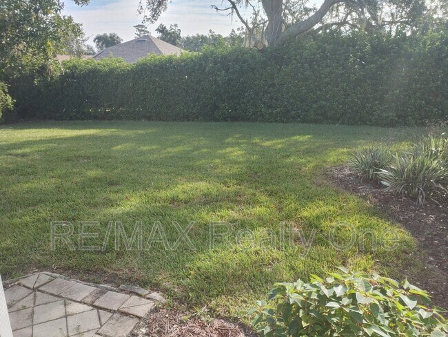 Foto del edificio - 589 W Doerr Path