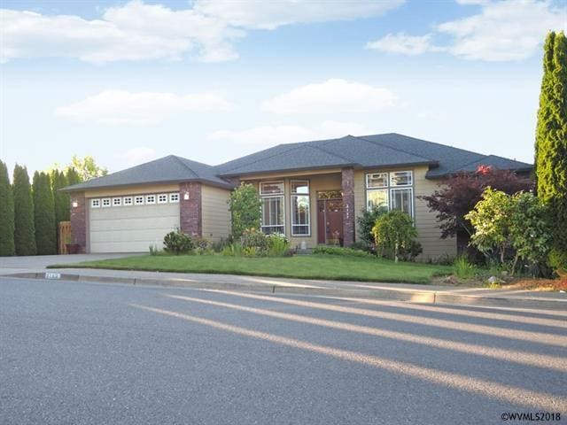 Primary Photo - MOVE IN SPECIAL! 3Bd/3Ba Single Story House