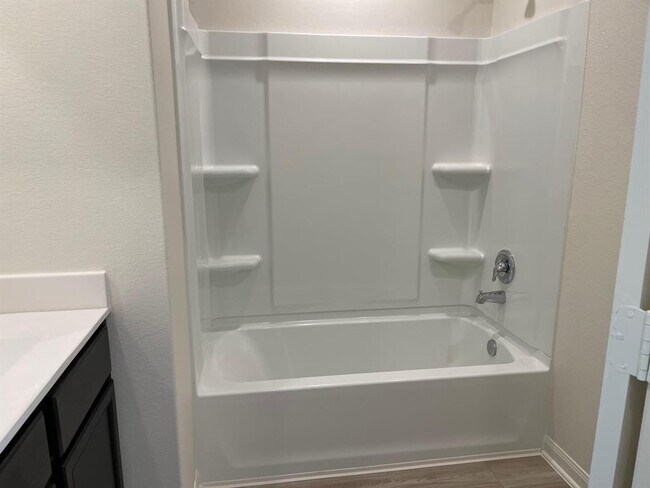 Foto del edificio - 10823 Jowart Ct