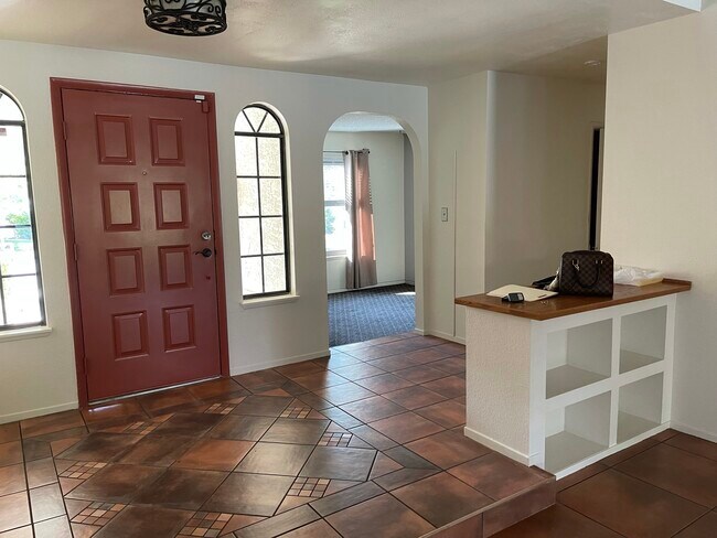 Foto del edificio - 2816 Crystal Bay Dr