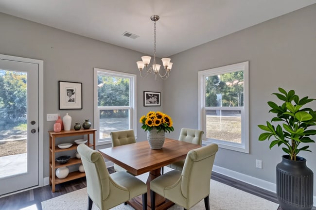 Building Photo - 116 Black Dog Dr