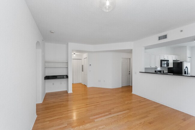 Foto del edificio - 11031 Legacy Blvd