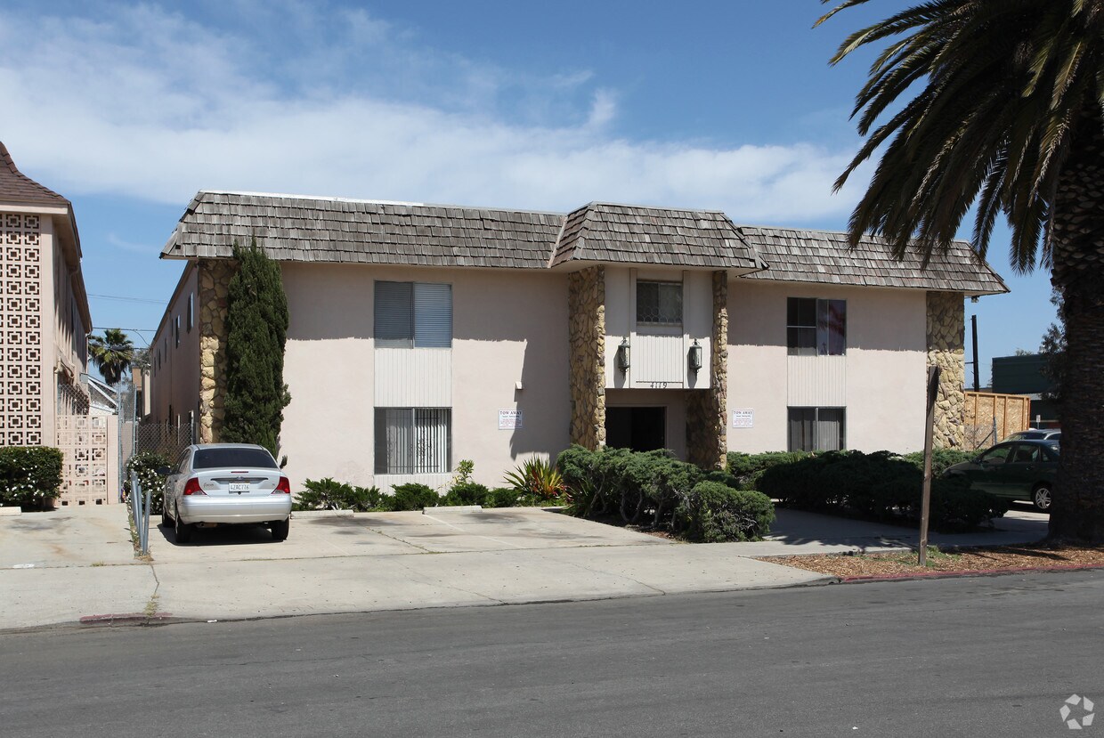 Building Photo - 4119 Central Ave