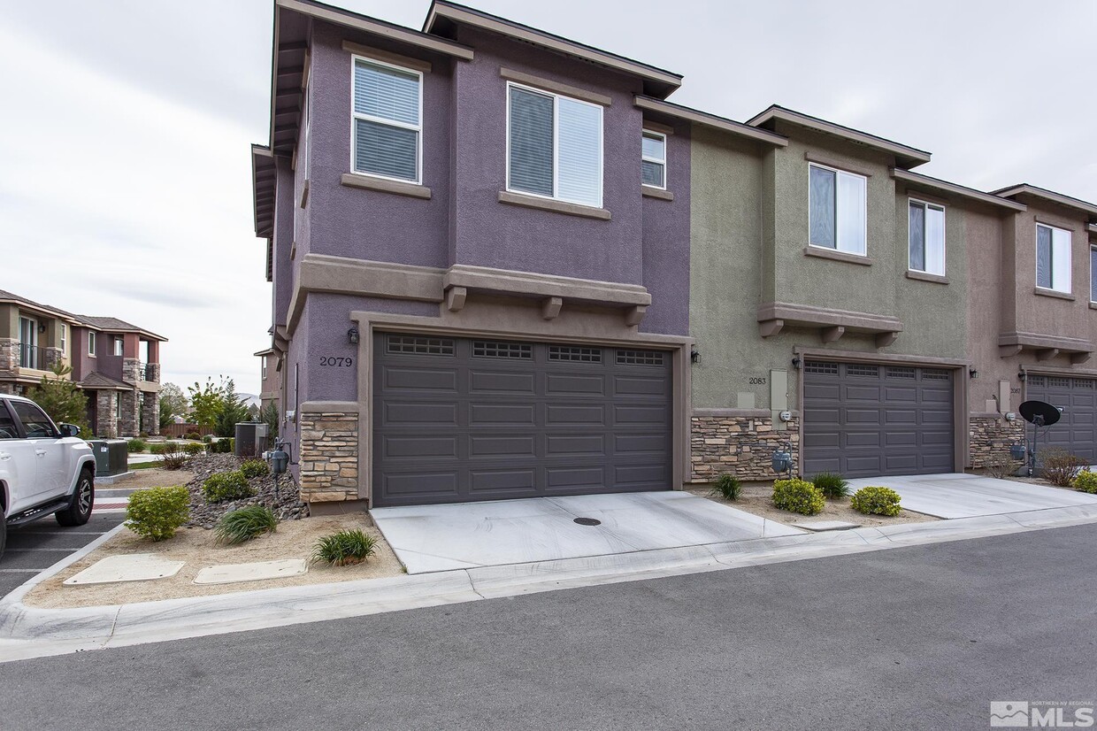 Foto principal - 2079 S Virginia St