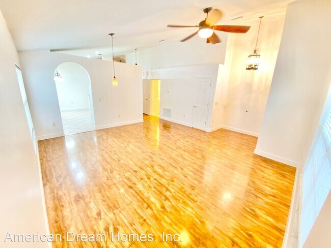 Foto del edificio - 3 br, 2 bath House - 4286 Shadow Creek Circle