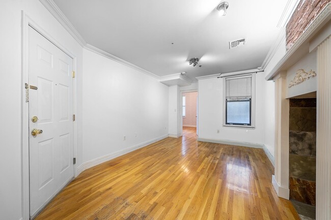 Foto del edificio - 306 2nd St