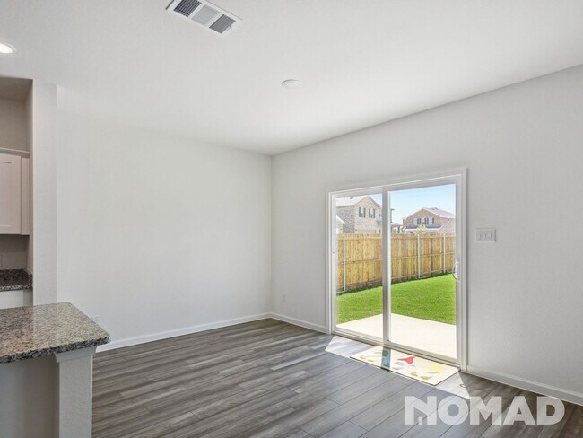 Foto del edificio - 5601 Portlaw Ln