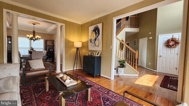 Building Photo - 207 Dillons Ln