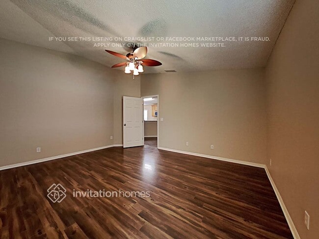 Foto del edificio - 4870 Manchester Dr