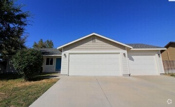 Building Photo - 5507 Springfield Dr