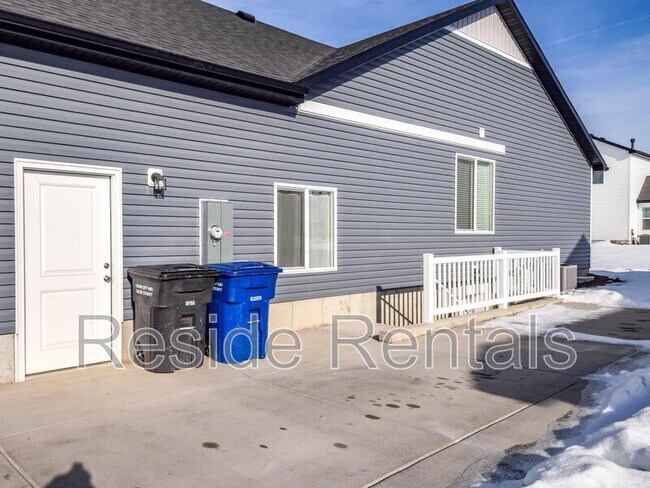 Foto del edificio - 362 N 600 W