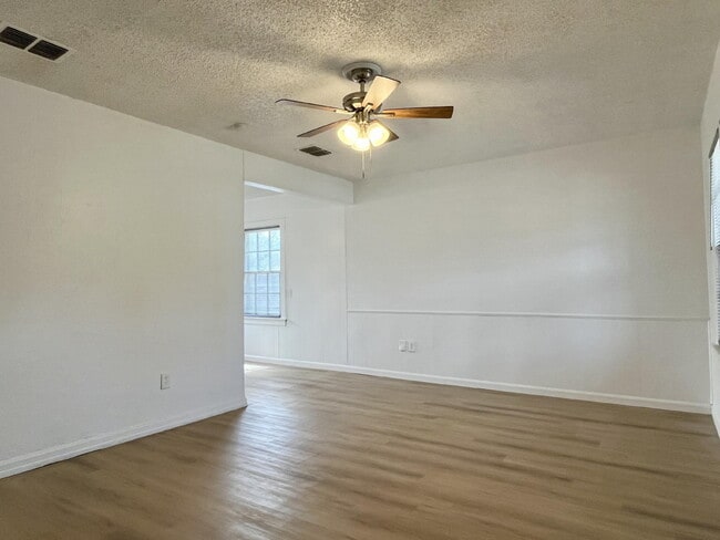 Building Photo - 2723 36th St