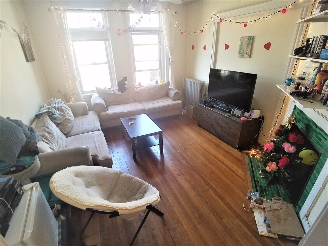 14 Strathmore Rd Unit 3, Brookline, MA 02445 Apartments in Brookline