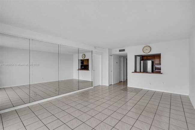Building Photo - 13499 Biscayne Blvd