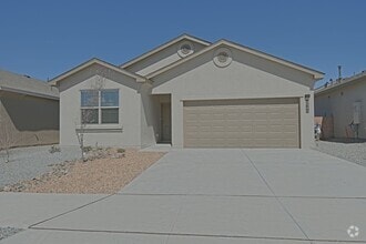 Building Photo - 2590 Camino Plata Loop NE