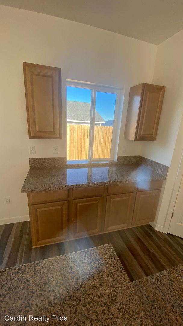 Building Photo - 4 br, 2 bath House - 4550 Madison Rd, Fern...