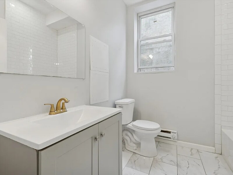 Primary Photo - 1211 W Cambria St