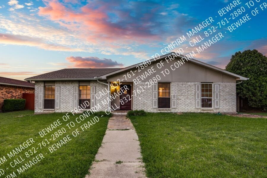 Photo - 3121 Fieldview Drive-