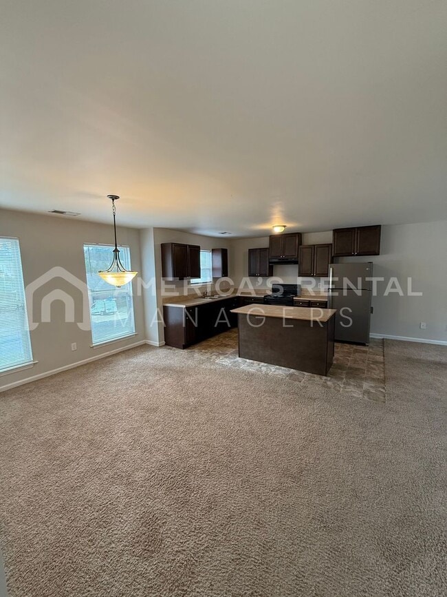 Building Photo - Home Available For Rent in Odenville - AVA...