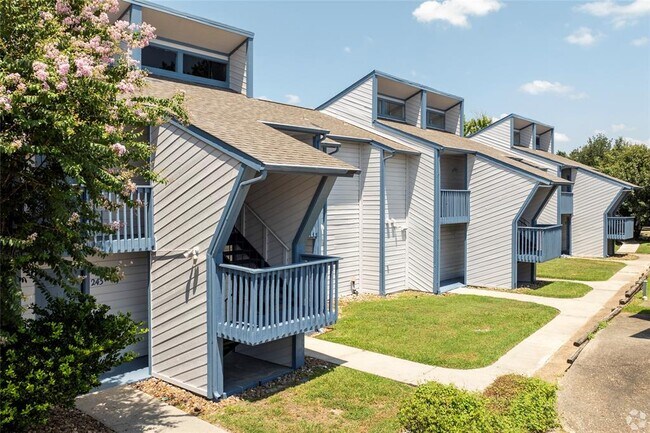 Foto del edificio - 13151 Walden Rd