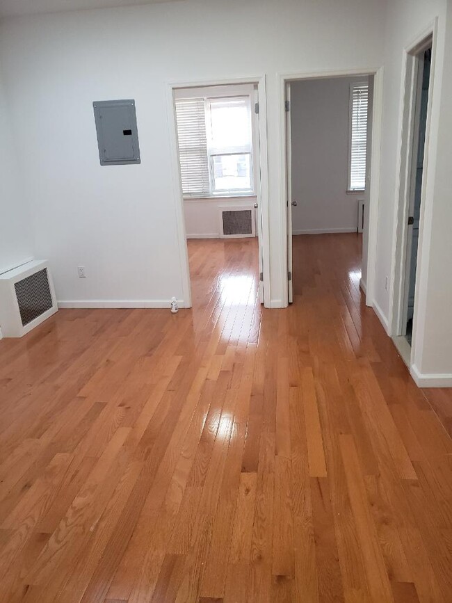 Foto del edificio - 1766 71st St
