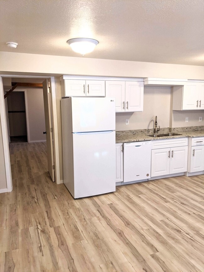 Cocina - 846 E 300 N