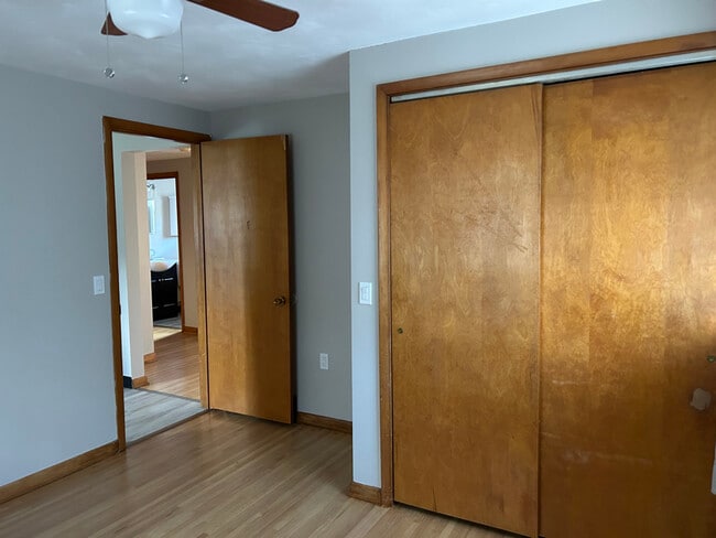 Foto del edificio - 2718 Stenzel Ave