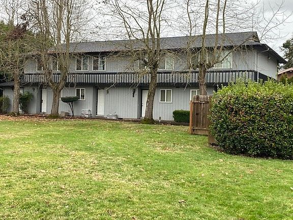 Foto principal - 575 Lone Oak Ave