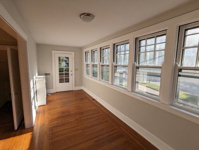 Building Photo - 1307 Paxton Ave